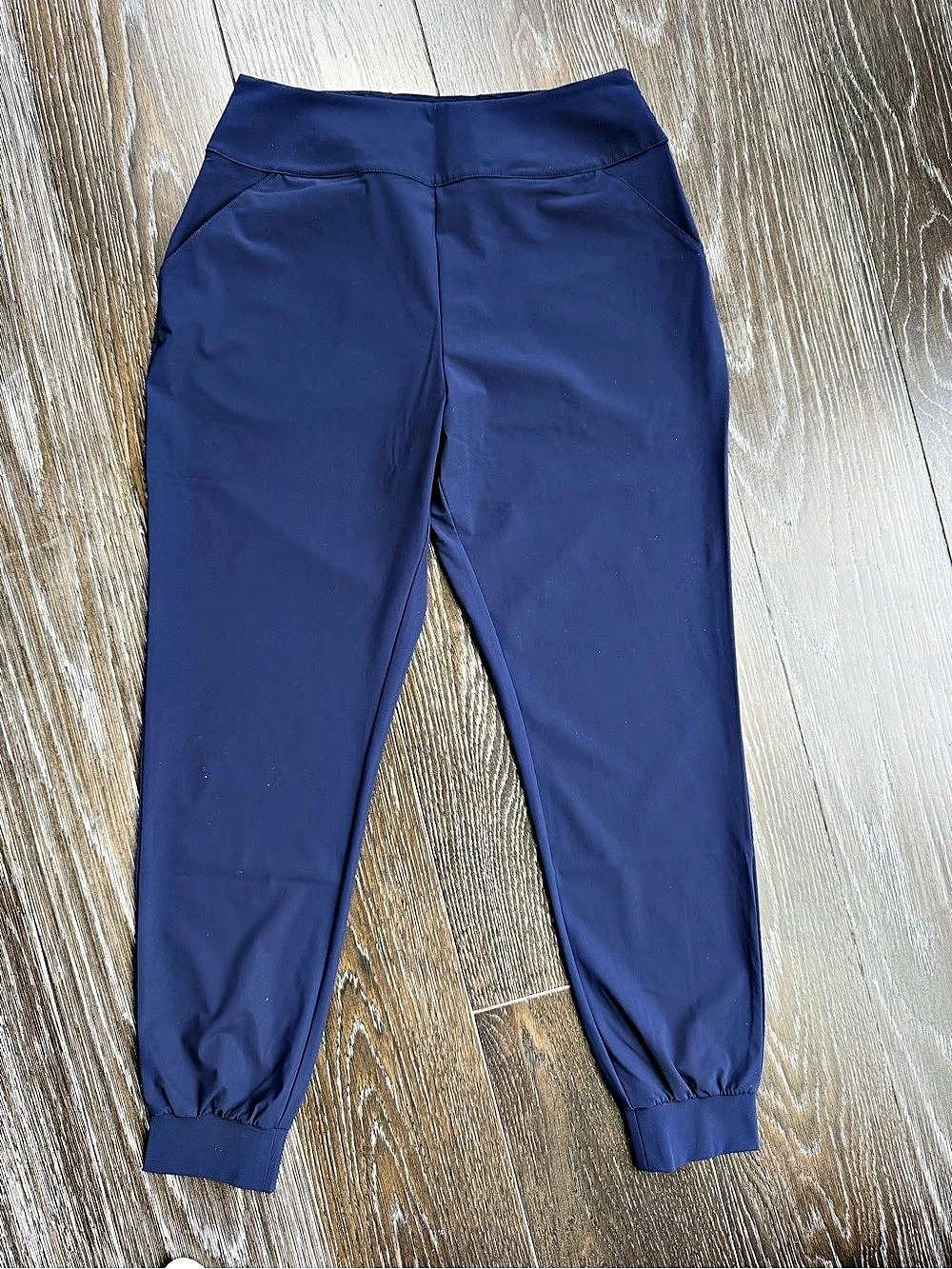 Like New! Women’s Peter Millar Stellar Performance Jogger
